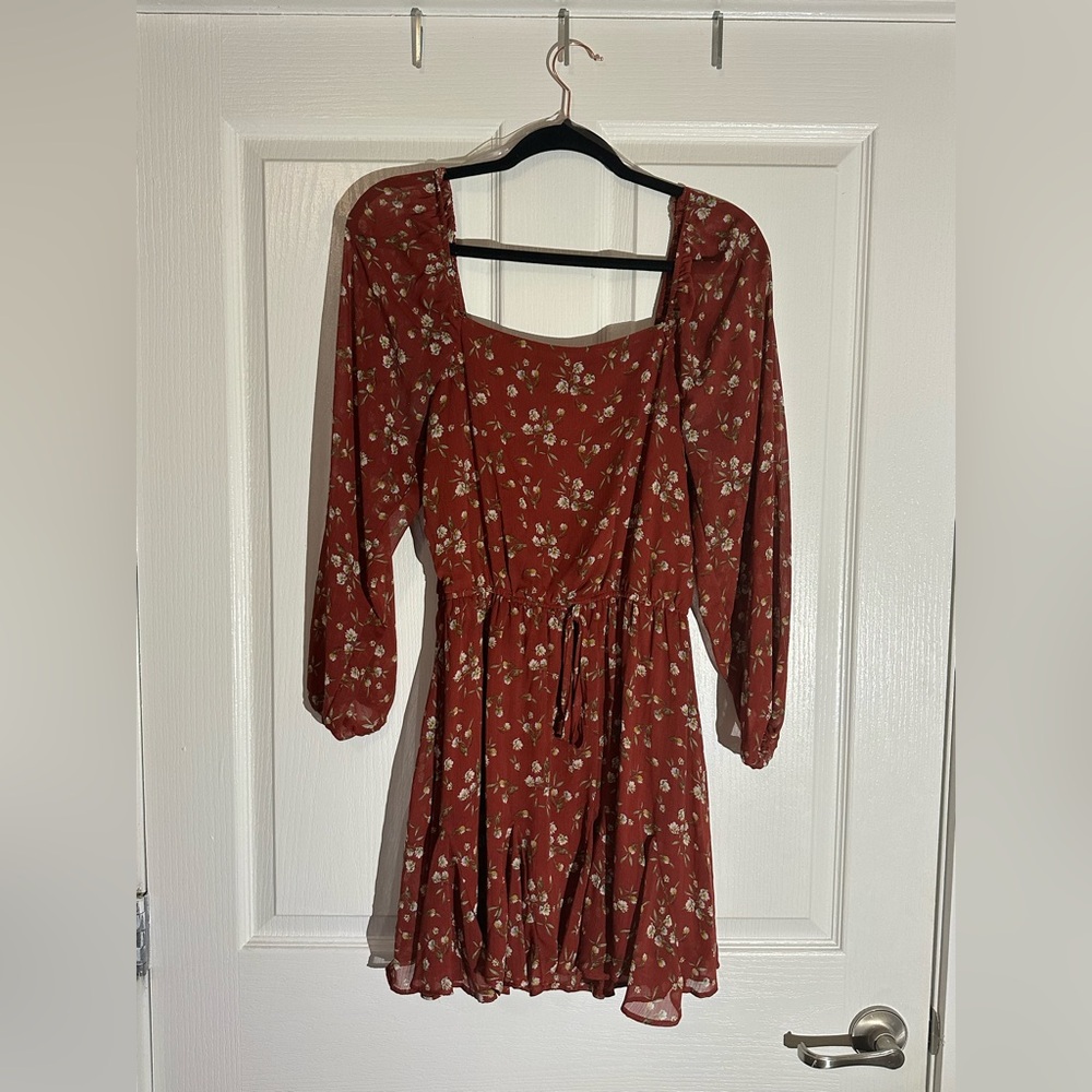 Very nice long sleeve dress